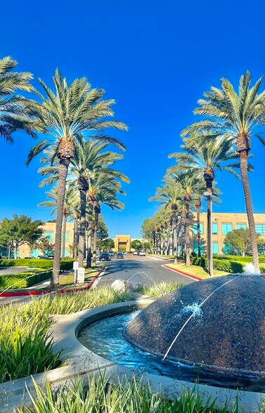 More Photos Of 950 Roosevelt Ave, Irvine Loft Creative Space For Sale