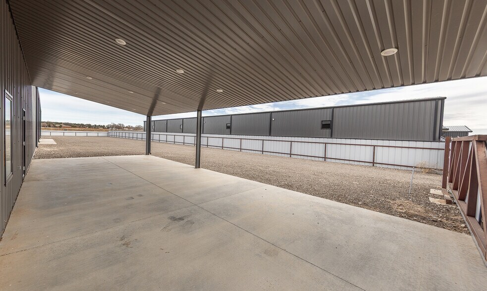 More Photos Of 9006 County Road 6820, Lubbock Warehouse For Lease