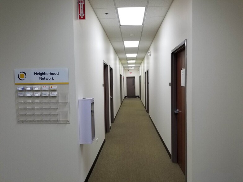 More Photos Of 700 E Park Ave, Libertyville Self Storage For Lease