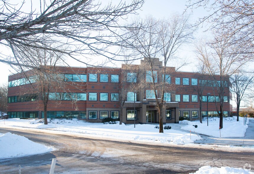 More Photos Of 35 Nagog Park, Acton Office For Sale