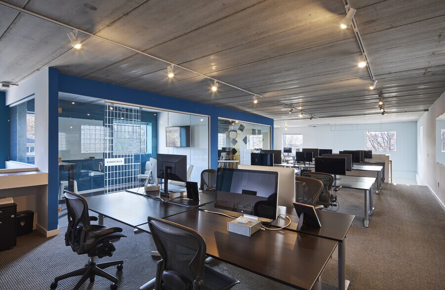 More Photos Of 2913 S Harriet Ave, Minneapolis Loft Creative Space For Sale