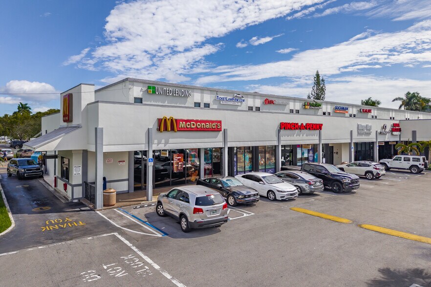 More Photos Of 14401-14415 S Dixie Hwy, Kendall Unknown For Lease
