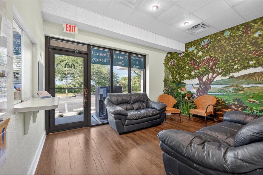 More Photos Of 14141 46th St N, Clearwater Medical For Sale