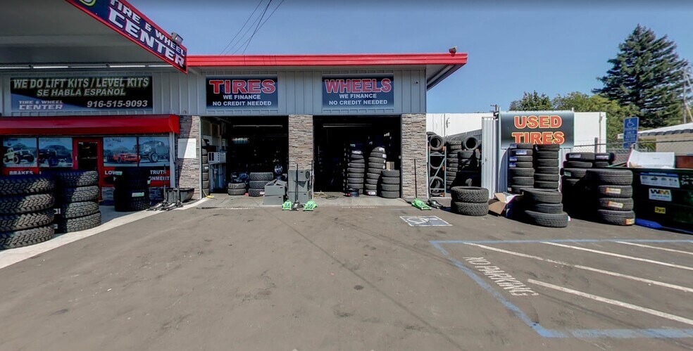 More Photos Of 2301 El Camino Ave, Sacramento Auto Repair For Sale