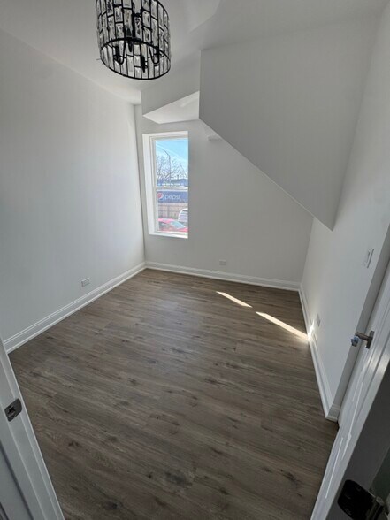 More Photos Of 4751 W Monroe St, Chicago Multifamily For Sale