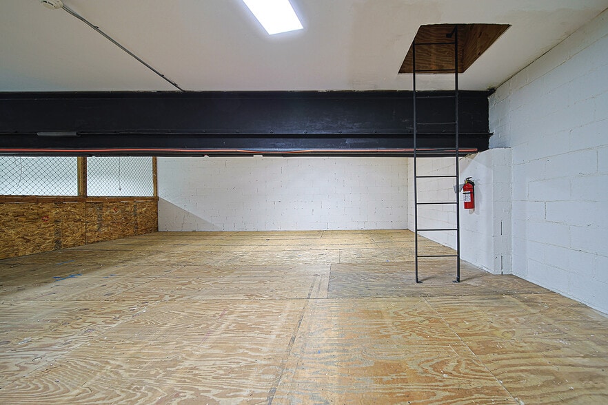 More Photos Of 1609 54th St, North Bergen Industrial For Lease