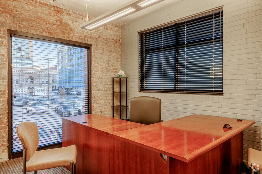 More Photos Of 1336 Glenarm Pl, Denver Office For Sale