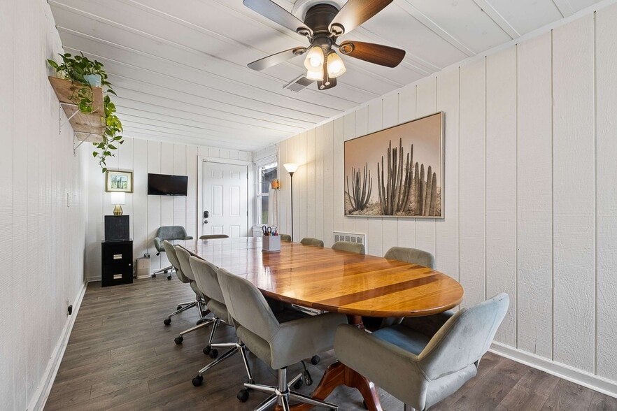 More Photos Of 2818 Azalea Pl, Nashville Office Residential For Sale