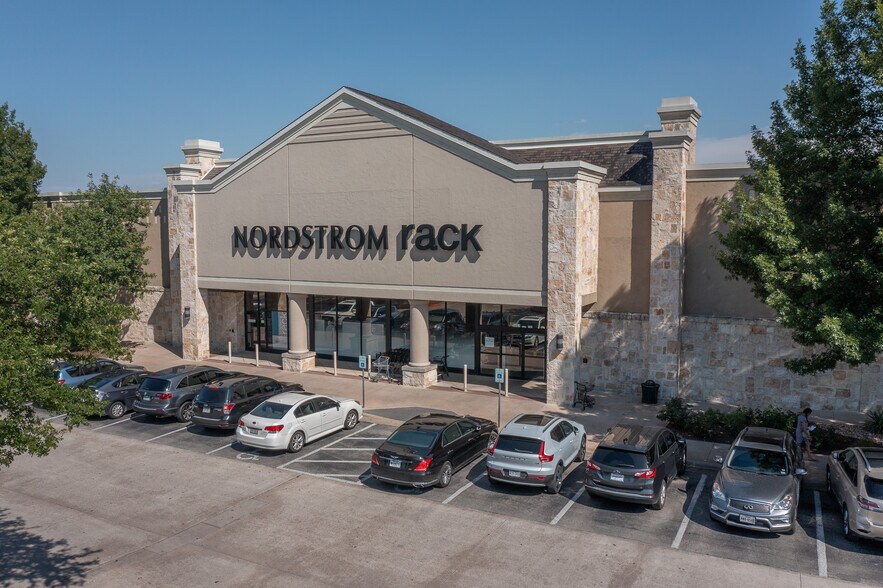 More Photos Of Brodie Ln @ SEC Brodie Ln & Hwy 290 W, Sunset Valley Unknown For Lease