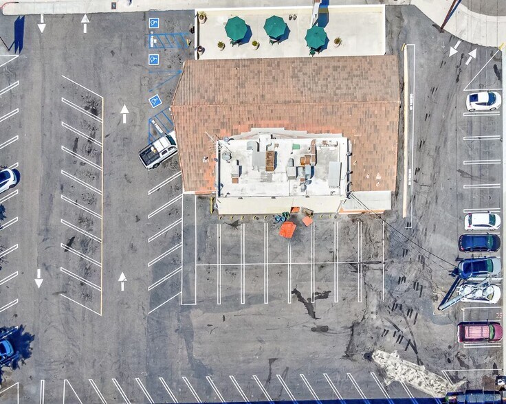 More Photos Of 558 E Anaheim St, Wilmington Restaurant For Sale