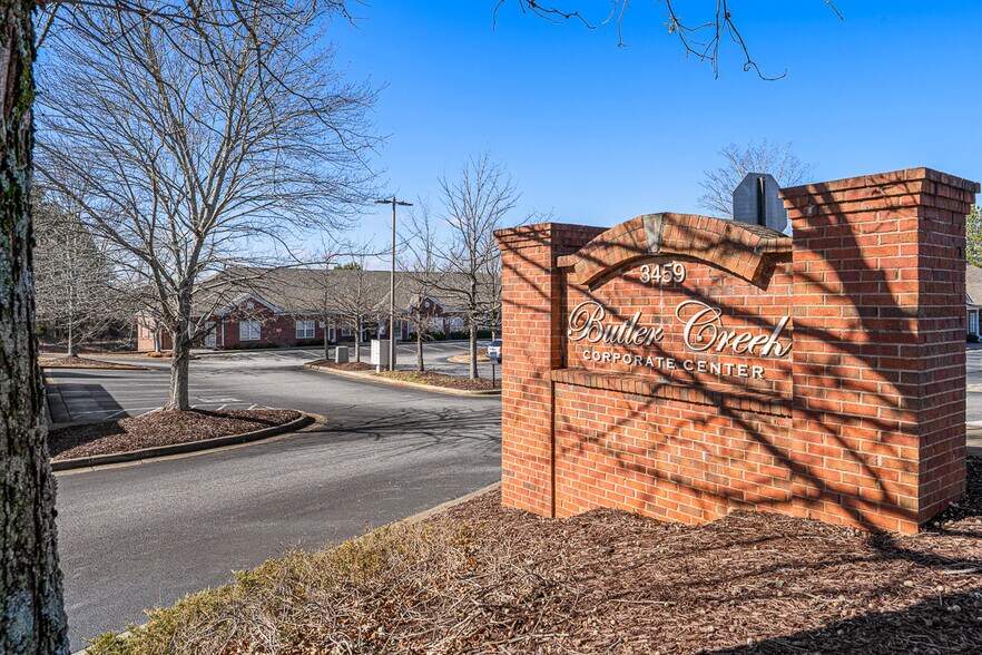 More Photos Of 3459 Acworth Due West Rd NW, Acworth Office For Sale