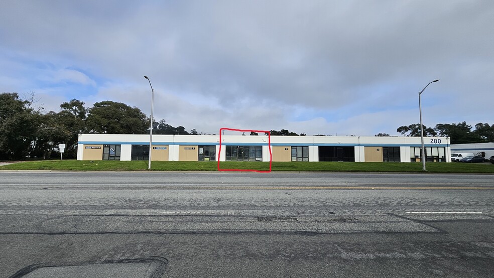 More Photos Of 200 Valley Dr, Brisbane Flex For Sale