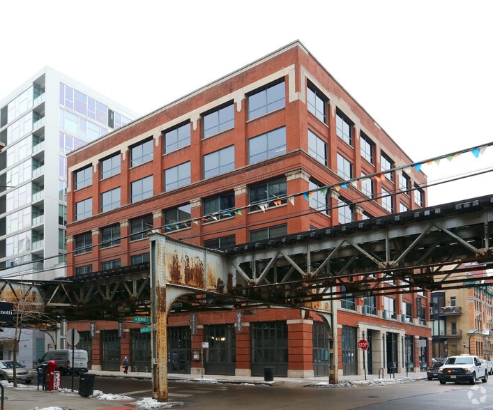 More Photos Of 303 W Erie St, Chicago Office For Lease