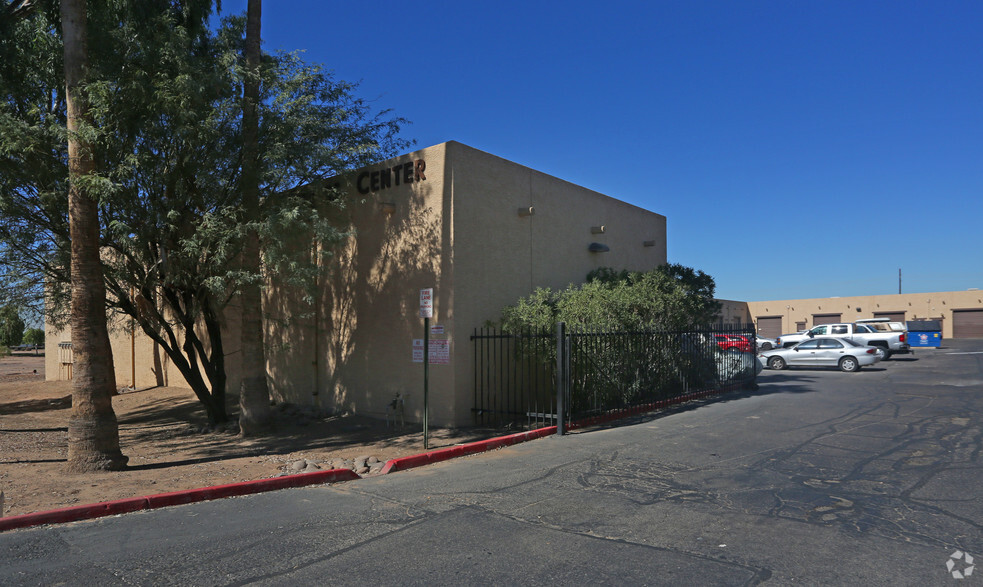 Primary Photo Of 2450 E Chambers St, Phoenix Warehouse For Lease