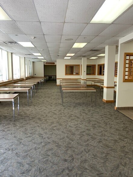 More Photos Of 1 Campus Dr, Pleasantville Light Manufacturing For Sale