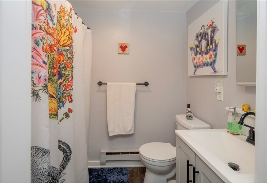 More Photos Of 130-132 Spring St, Newport Apartments For Sale