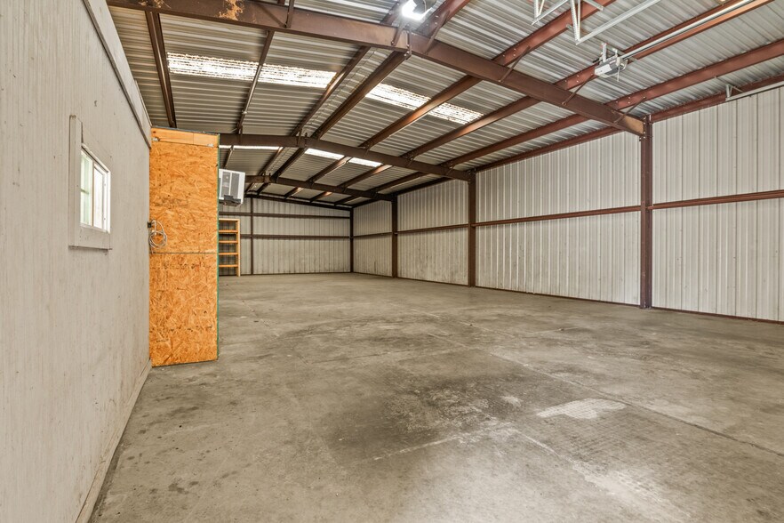 More Photos Of 15 County Road 1030, Mount Pleasant Industrial For Sale