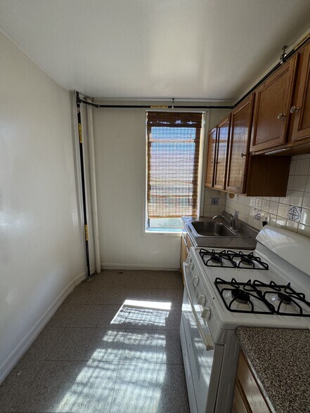 More Photos Of 251 E 236th St, Bronx Apartments For Sale