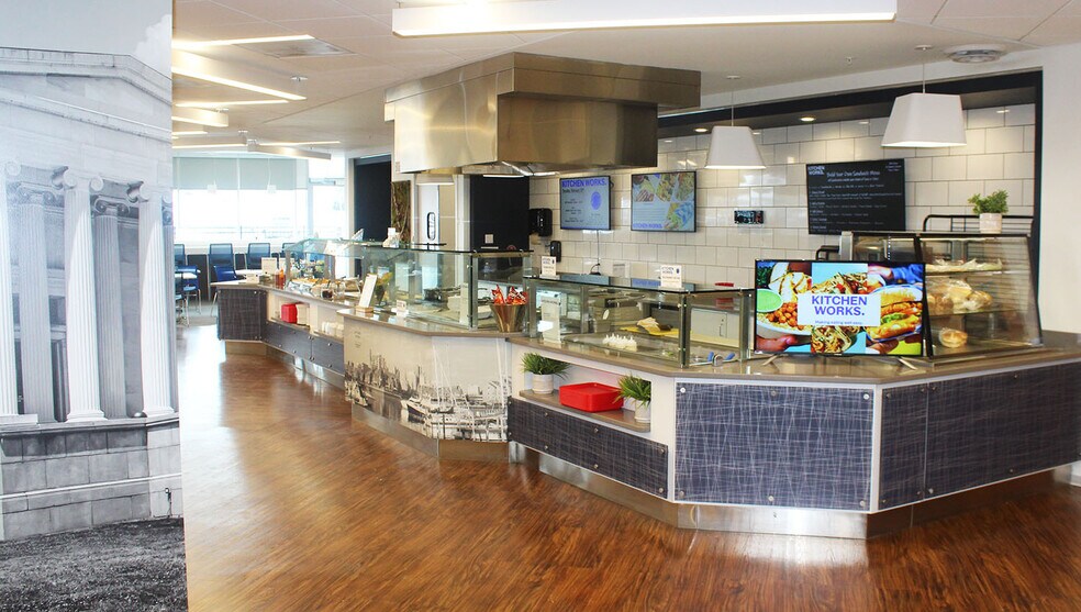 More Photos Of 600 Airborne Pky, Cheektowaga Unknown For Lease