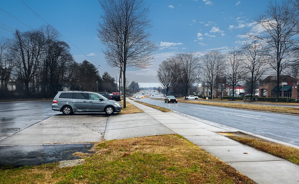More Photos Of 8910-8920 S Tryon St, Charlotte Storefront Retail Office For Lease