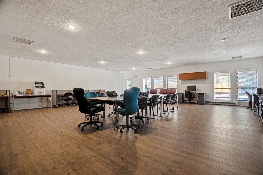 More Photos Of , White Rock Unknown For Sale