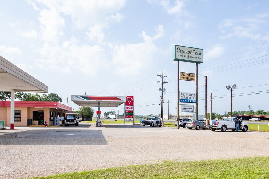 More Photos Of 500 US 90, Patterson Supermarket For Lease