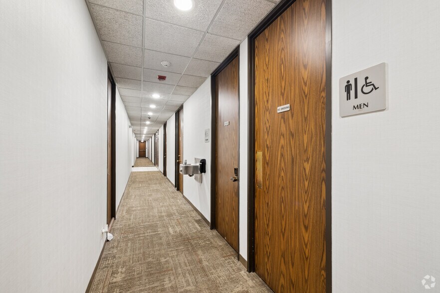 More Photos Of 5805 Callaghan Rd, San Antonio Office For Lease