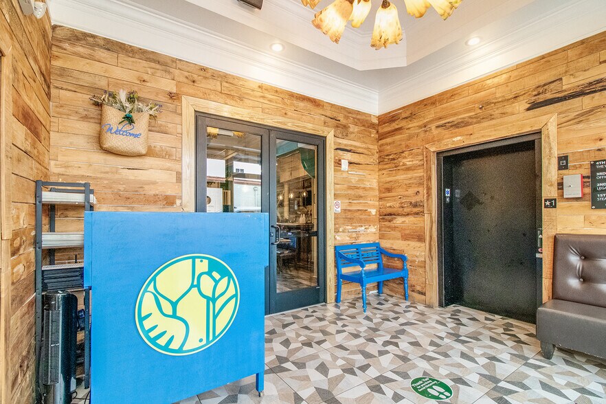 More Photos Of 21 E Athens St, Winder General Retail For Sale