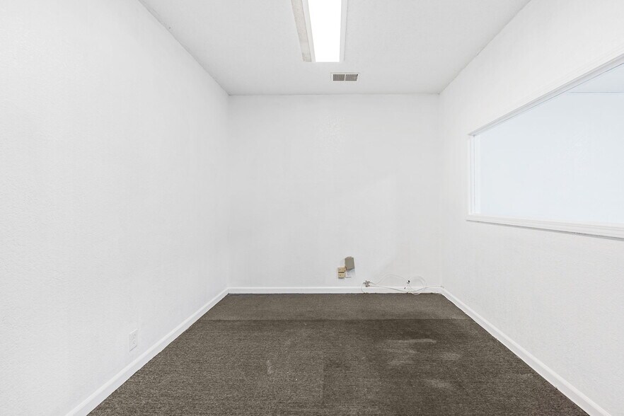 More Photos Of 77-89 Jackson St, Hayward Office For Lease