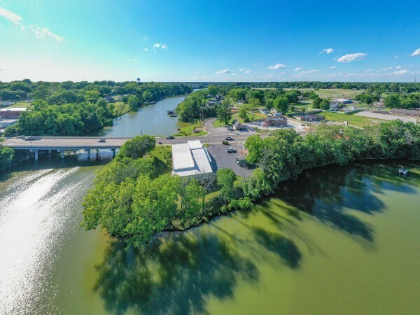 More Photos Of 410 Dinah Shore Blvd, Winchester Office Residential For Sale