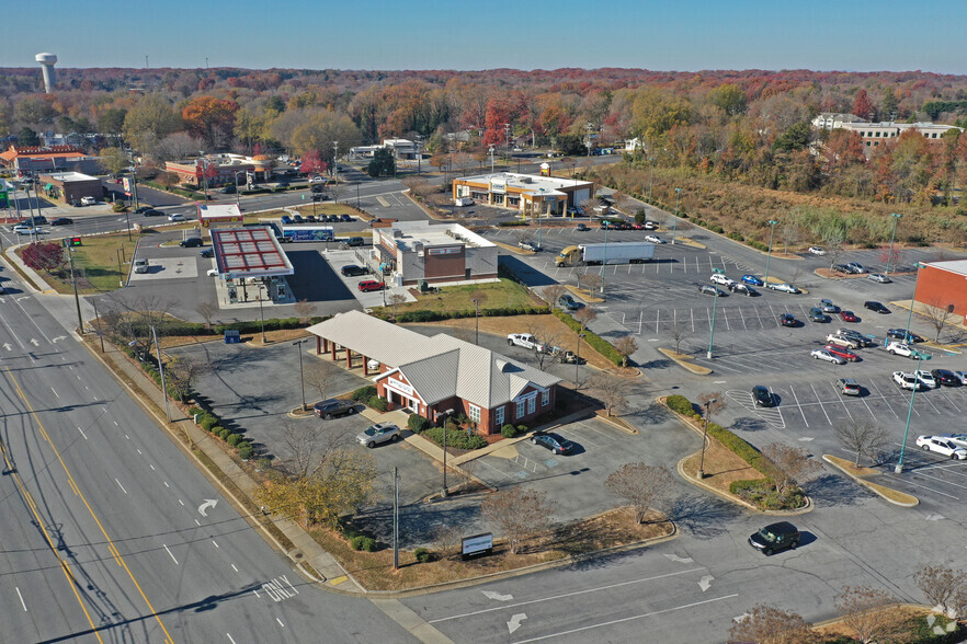 More Photos Of 4636 W Market St, Greensboro Bank For Sale