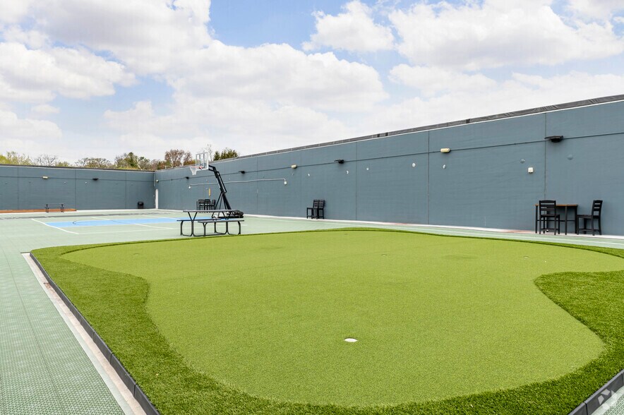 More Photos Of 2515 Gaston Rd, Cottage Grove Apartments For Lease