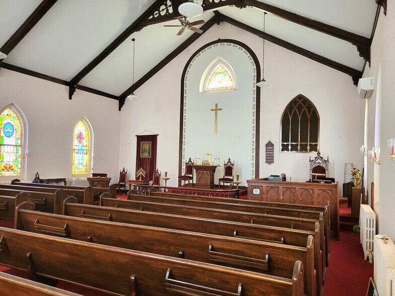 More Photos Of 7 S Main St, Union Bridge Religious Facility For Sale