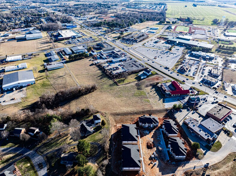 More Photos Of Commerce Park Scottsville Rd, Bowling Green Land For Sale