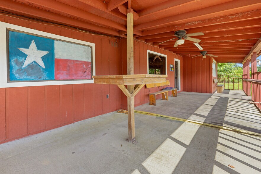 More Photos Of 11310 FM 1725 Rd, Cleveland Restaurant For Sale