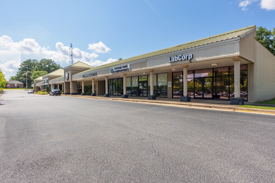 More Photos Of 1359-1367 13th St, Columbus General Retail For Lease