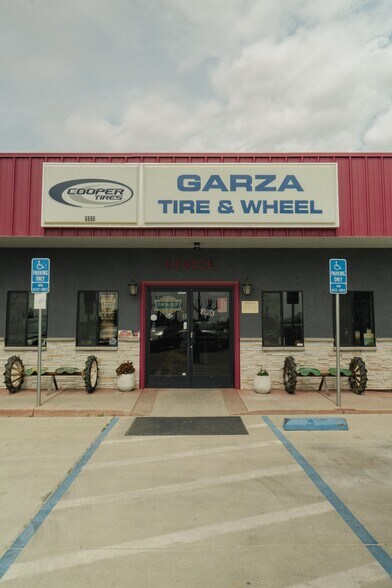 More Photos Of 6886 Santa Fe Dr, Winton Auto Repair For Sale
