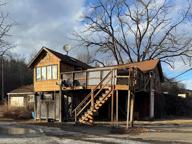 More Photos Of 563 James Monroe Ave, Monroeton Apartments For Sale