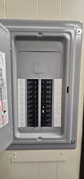 More Photos Of 5255-5261 Hohman Ave, Hammond Office For Lease