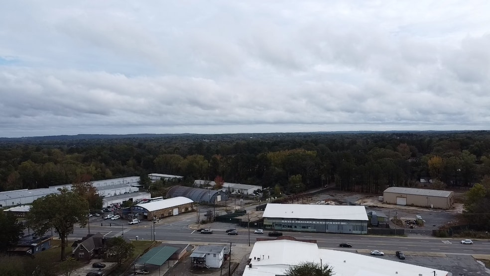 More Photos Of 7609 Colonel Glenn Rd, Little Rock Service For Sale