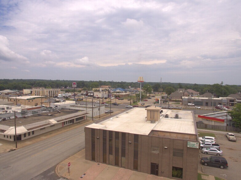 More Photos Of 402 S Ragsdale St, Jacksonville Office For Sale