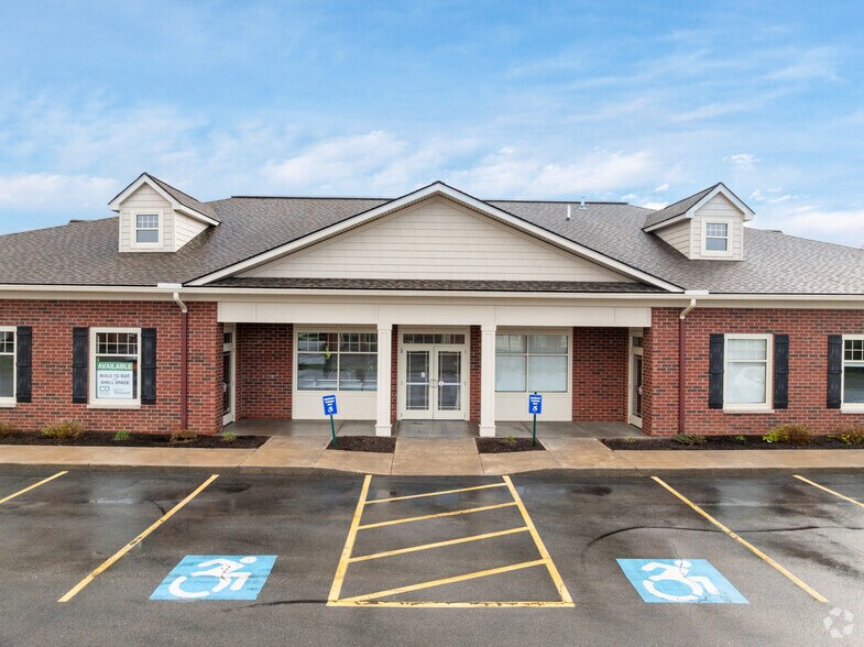 More Photos Of 6531 Anthony, Victor Office For Lease