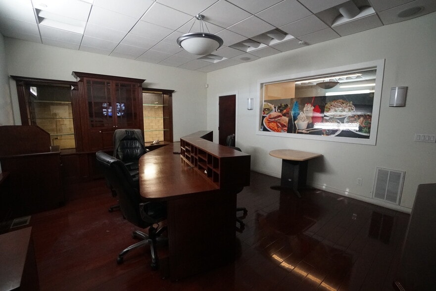 More Photos Of 1785 Jerome Ave, Bronx Daycare Center For Lease