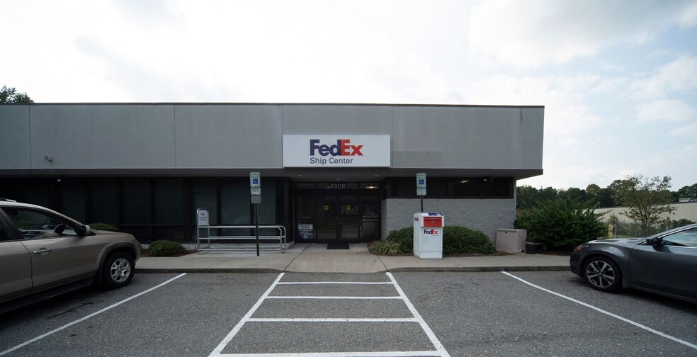 More Photos Of 4908 Caswell Pl, Wilson Warehouse For Sale