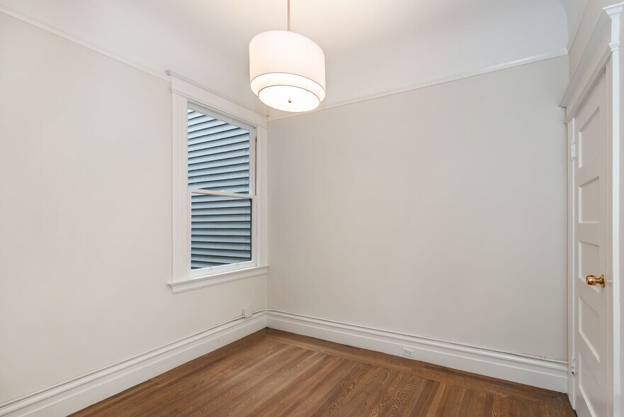 More Photos Of 407-411 Greenwich St, San Francisco Apartments For Sale