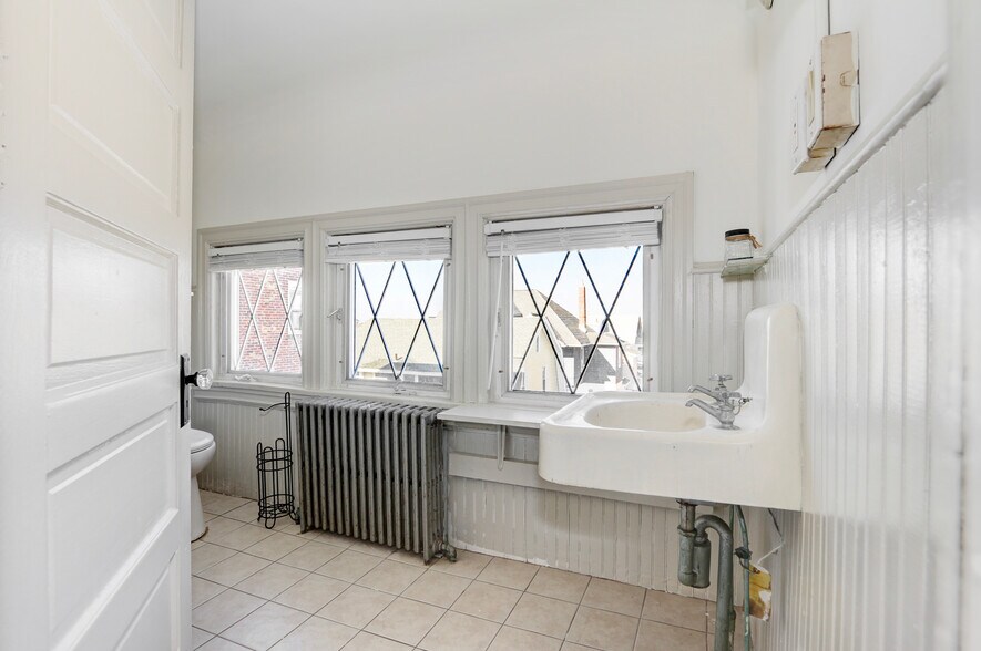 More Photos Of 5003 Ventnor Ave, Ventnor City Hospitality For Sale