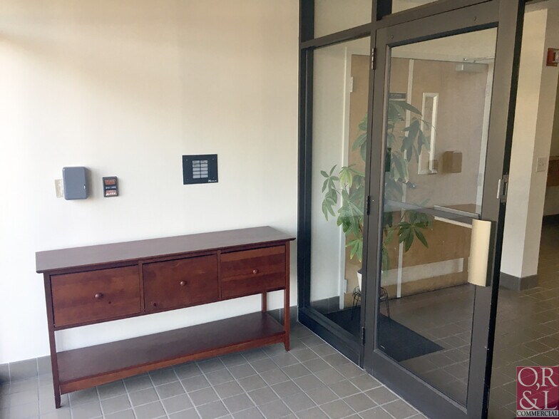 More Photos Of 78 Eastern Blvd, Glastonbury Office For Lease