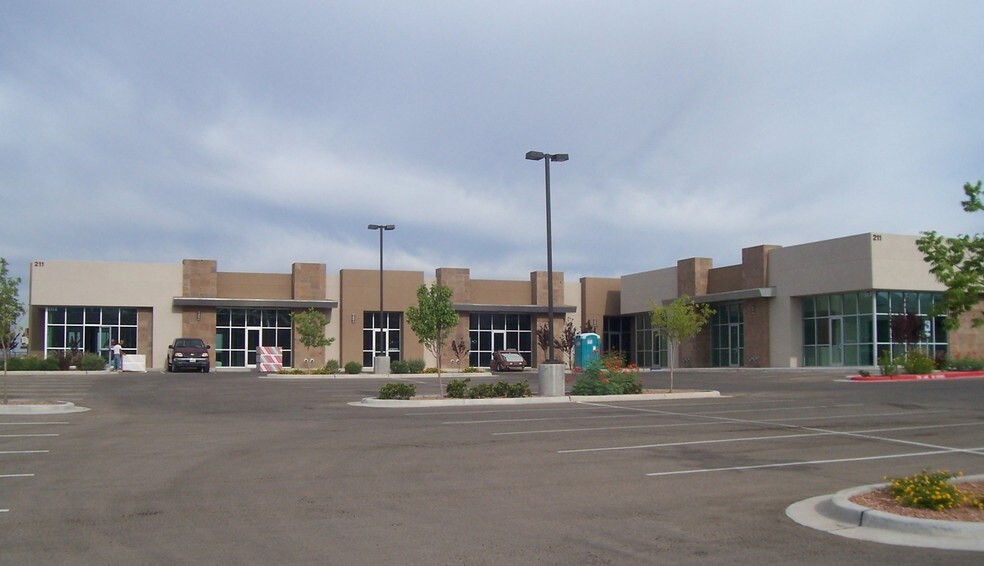 Primary Photo Of 211 Bartlett Dr, El Paso Medical For Lease