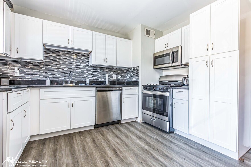 More Photos Of 661 Sherwood Dr, Jonesboro Apartments For Sale