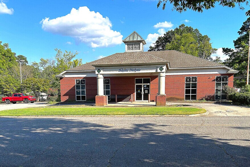 More Photos Of 1929 32nd Ave N, Birmingham Medical For Sale